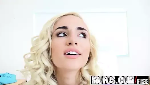 Mofos - beni kırma - minik spinner, başrolleri derinden alıyor