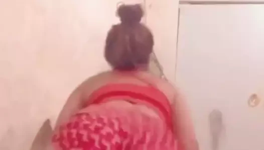 Ularissa1 dans eden funk (2)