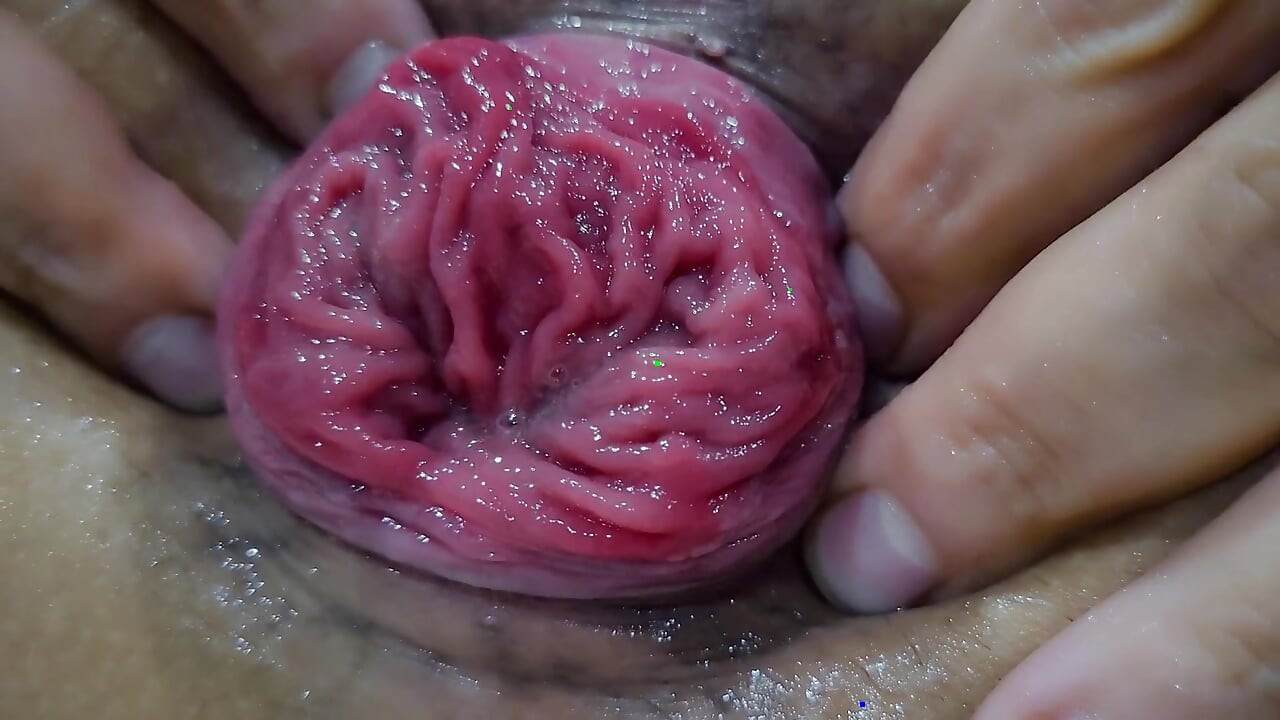 Evet tatlı götüme yumruk soktum