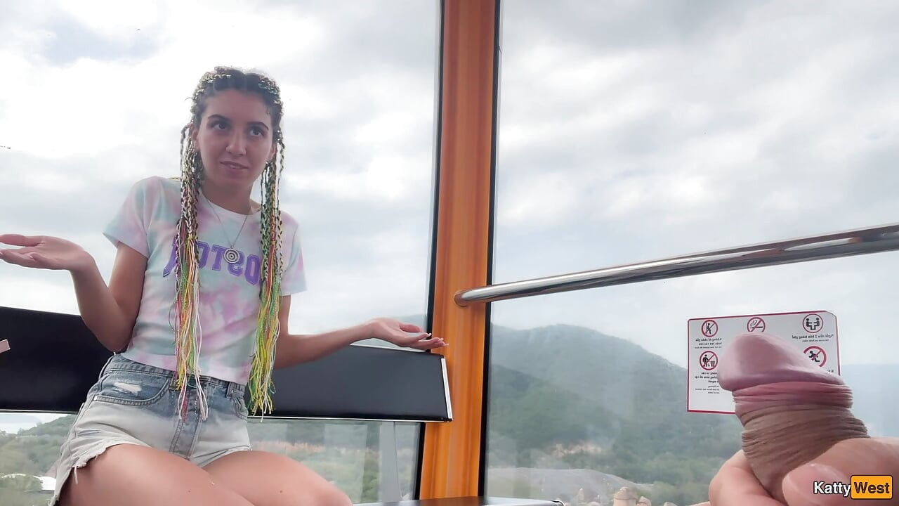 Public Exposure On Ferris Wheel - Strange Girl Helps Me In Her Mouth