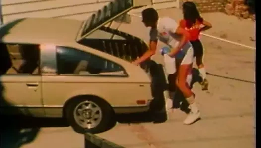 şehvetli babes var vahşi üçlü ile büyük dick havuz çocuk