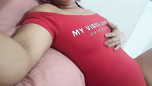 En iyi memeler yeni üvey annemin onları emmeye hazır olması, gerçek amatör ev yapımı mastürbasyon