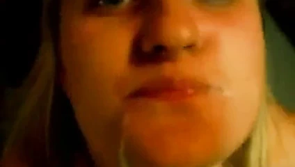 22 yaşındaki meghan evde emzikli yutma