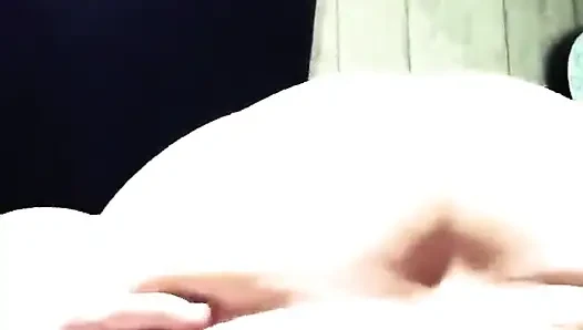 Karşılığında sıkı göt deliğimi yala üvey babam seni emeceğim ve tüm dölünü içeceğim ve sonra biraz