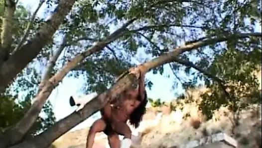 şehvetli abanoz verir seksi yavaş derin boğaz sonra kırlangıçlar