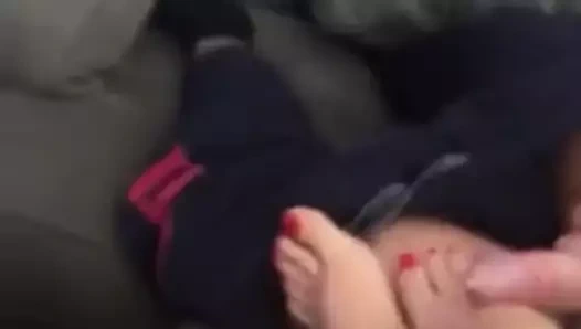 Ayakla mastürbasyon ve boşalma