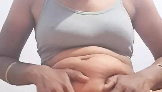 Self enjoy - self fingering tamil aunty ( indian aunty)