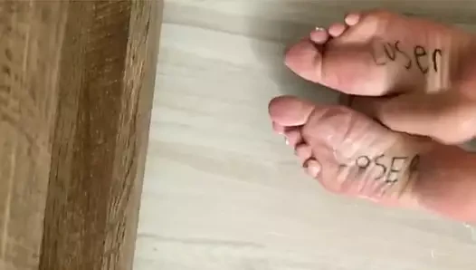 Aşağılama ayak kızdırmak