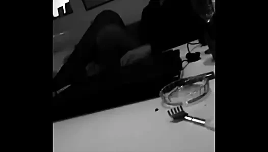 Kaltak benim için osur!