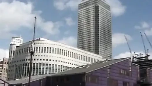 Büyük Omar'ın İngiliz maceraları - bonin' up on blondes (2003)