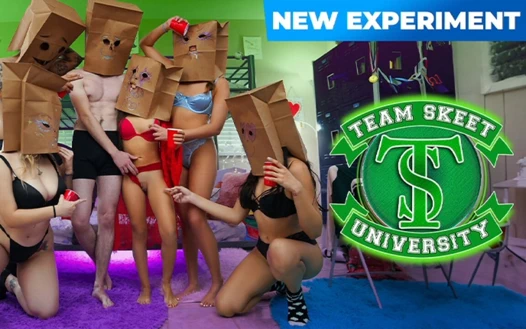 Freya von doom ve selina bentz Teamskeet Üniversitesi'nde sürtük bir üniversiteli grup seks partisine liderlik ediyor