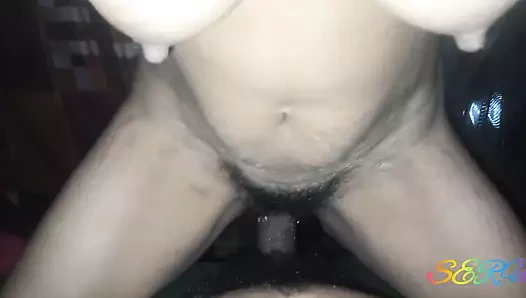 Rupa bhabhi ko baitha ke choda bhabhi ka safade Pani nikla