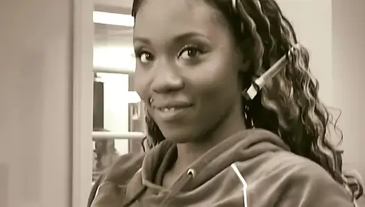 Büyük penislerden korkmayan bir Afrikalı