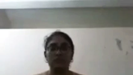 Desi kam büyük memeler