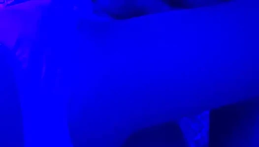 zengin inleyerek inanılmaz bir orgazm olurken yarağımı yakaladı