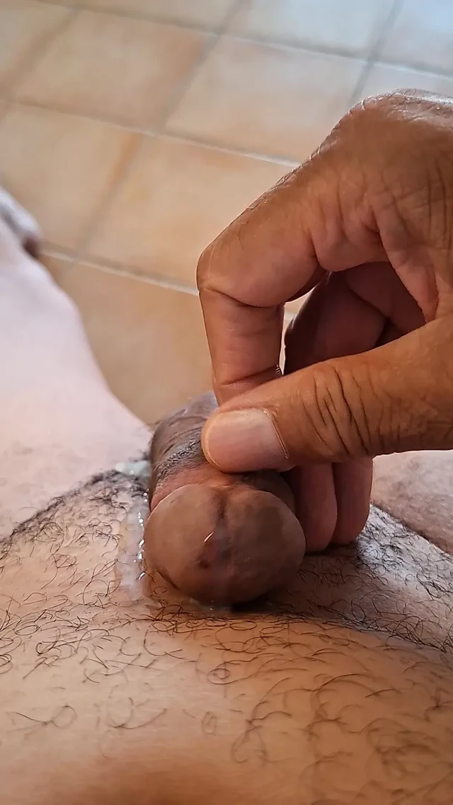 Tek başına sıvazlama boşalmayla sonuçlanıyor