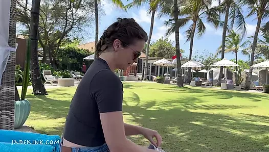 Amatör düşkünü evli kadın yabancıyla masaj seks videosu