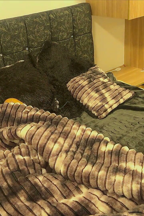 Kayinbirader Odama Giriyor Ve Farkinda Olmadan Ben Kendim Oluyorum