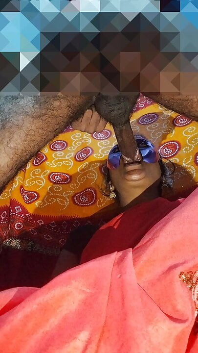 Desi Didi ka muh ko pela our Sara mask pila Diya Didi cumshot mouth