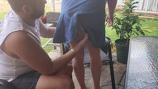 Komşumun sürtük karısını açık havada sikiyorum