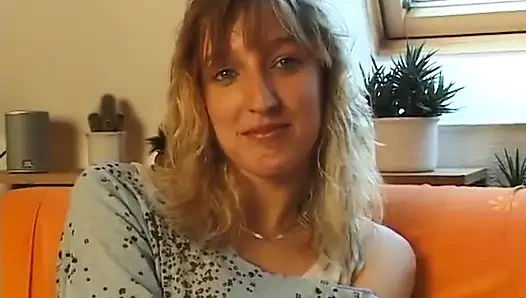 Angela'nın porno işiyle hiçbir deneyimi yok