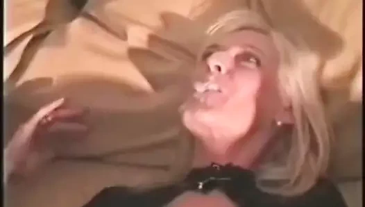 benim MİLF exposd cuckold olgun karısı ve bbc boğa içinde çorap