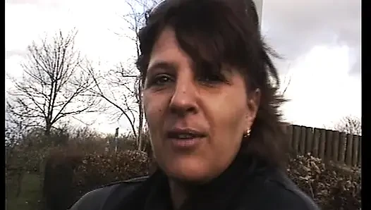Sürtük Alman evli kadın en sevdiği dildoyla azıyor
