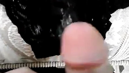 Kirli külot arasında benim komşu
