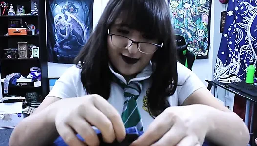 Slytherin sürtük puan için emiyor ve sikişiyor