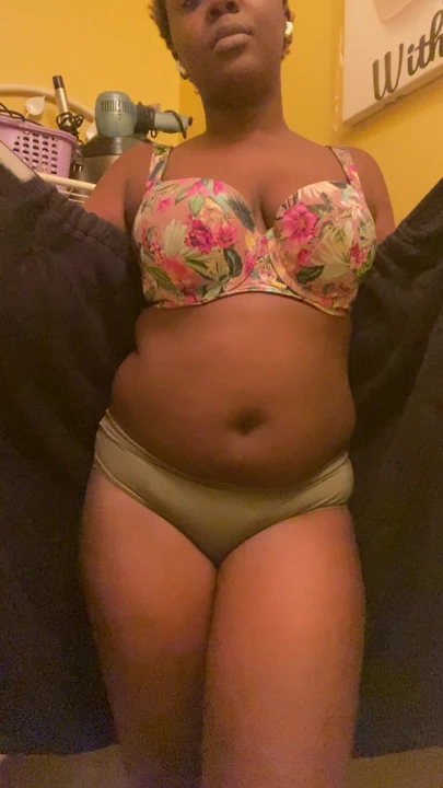 Seksi sarışın baddie