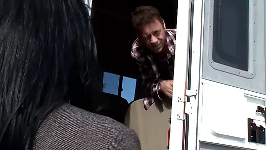 Rocco Doğal Doğan Sikiciler Ateşli Esmer Yarağa Tapıyor