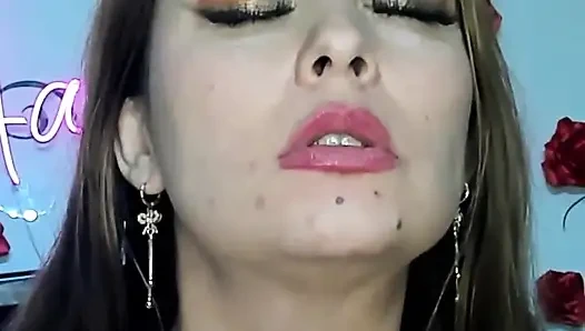 İçimdeki kamera!! Büyük dinozorları yutuyorum ve gırtlağına kadar alıyorum!