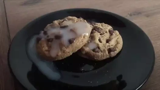 Topingler ile kurabiye ve dondurma