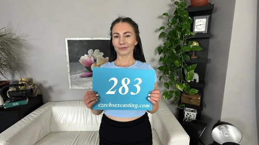 Çok çabuk çıplaktı