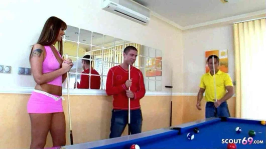 Sıcak latina milf simony tricked içine kaba anal dp üçlü