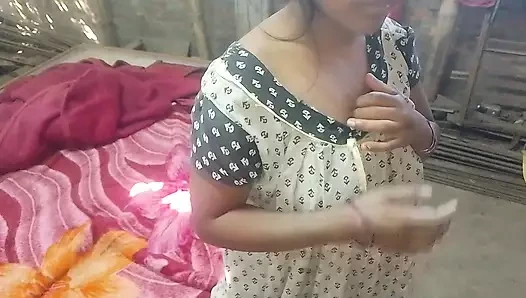 Doğal Sıcak Güzel Hintli Kız Evde Seks Yapıyor