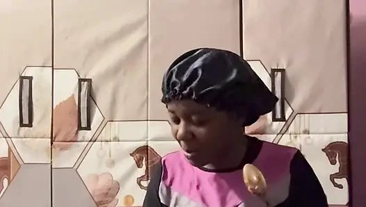 Yemek fetişi (wendy's mukbang) (yeme)