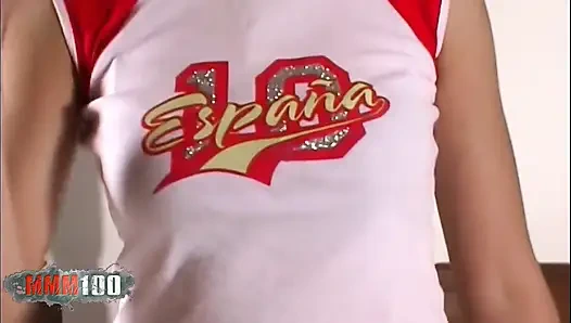 Lyam: güzel genç Arap esmer lyam yatak odasında striptiz yapıyor