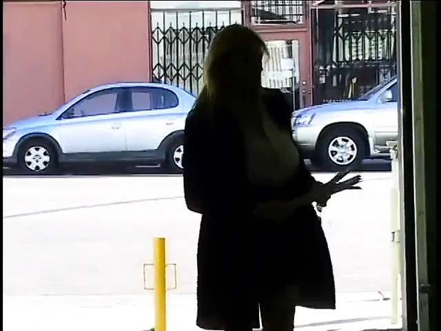 New: Asian Lesbian Chick Takes A Blonde Babe Customer For Massage And Ends Up Fingering Her Cunt (High Quality) - California Special