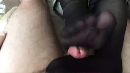 siyah naylon çorap femdom footjob
