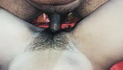 Hintli üvey kız kardeş Hintçe sesli jija ile sikişiyor