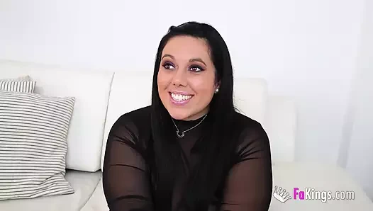 Tombul Vicky Bren yıllar sonra şaşırtıcı seksi kör randevu için geri döndü!