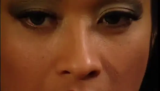 Kızıl saçlı kıllı nostaljik amcık yalama