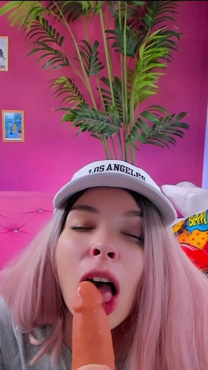 Bakış açısı dildo oral seks