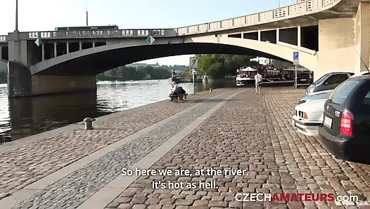 Praglı genç yetişkinler (Çek amatörler)