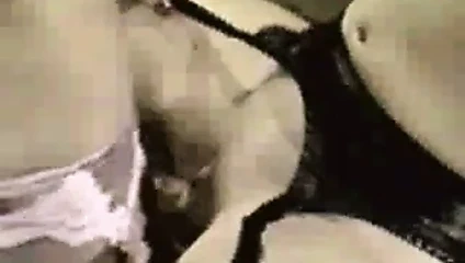 Ts Angelique Ricard Lois Ayers'ı sikiyor