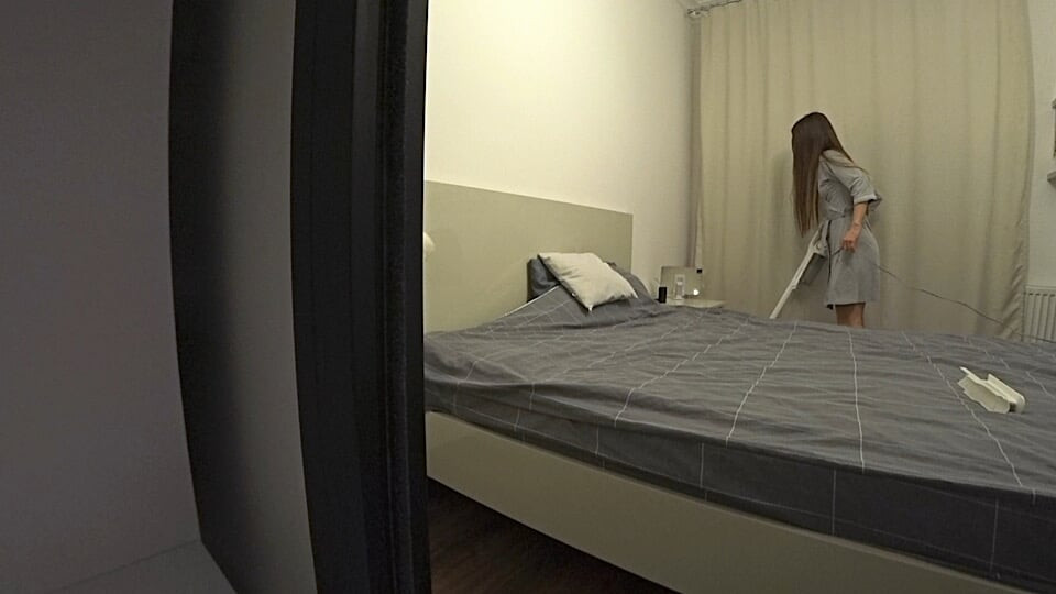 Olgun evli kadın kocasının görevini götü ve ağzıyla halletti. Gerçek aldatma