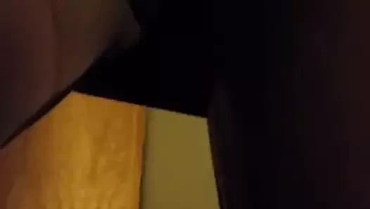 Bayan g. külotlu çorap işiyor 2