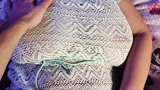 Tatlı büyük memeli orta yaşlı seksi kadın misyoner sikişi