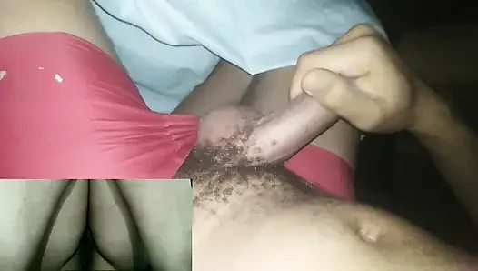 Evli kadın kocası için mastürbasyon yapıyor